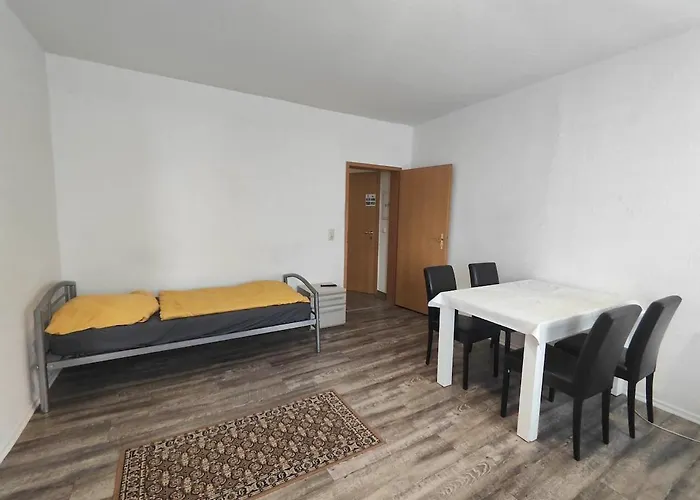 Schoene 4 Raum, 4 - 8 Bett In Lejlighed *