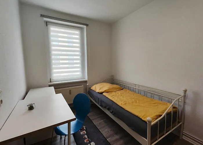 Schoene 4 Raum, 4 - 8 Bett In Lejlighed Schönebeck